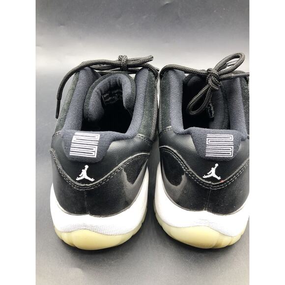 Nike Air Jordan 11 Retro Low Barons Size 6y 528895-010 - Picture 15 of 16